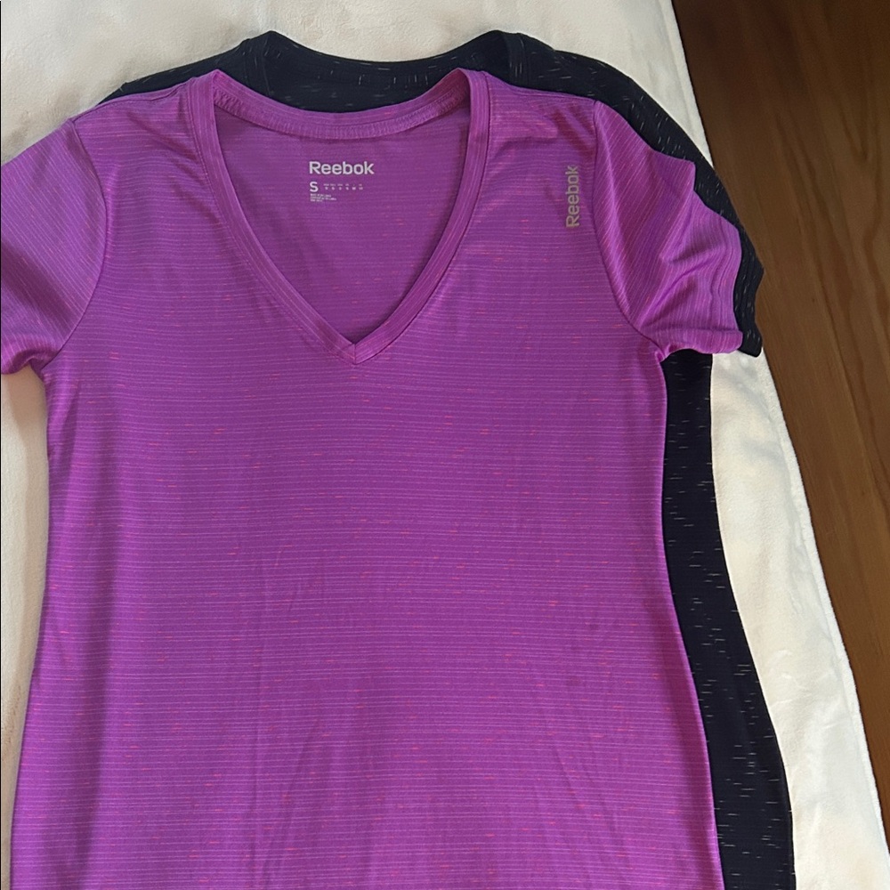 Reebok Purple and Black Short Sleeve Tees Small